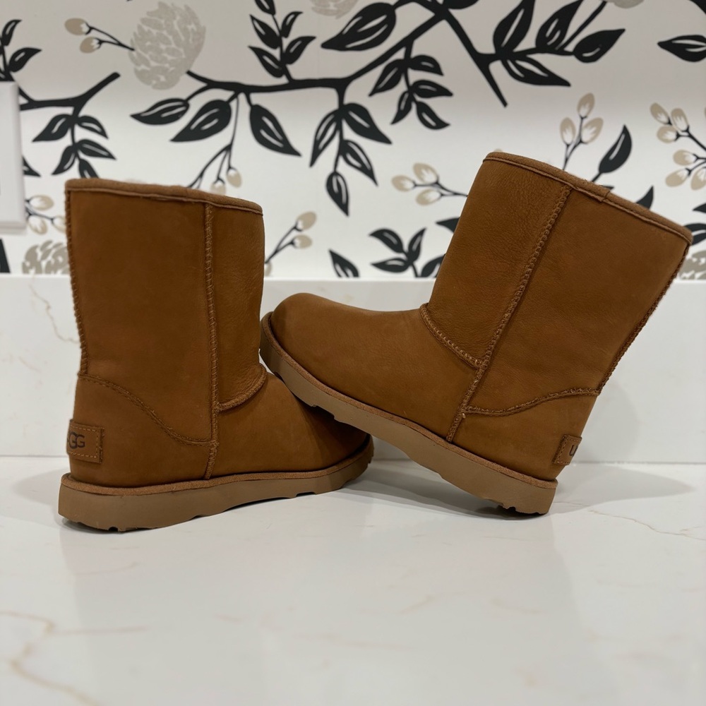 UGG Kids Weatherproof boots (Brand new!)